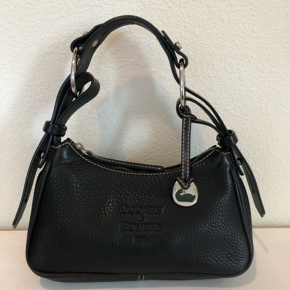Dooney & Bourke Black Handbag ❤️